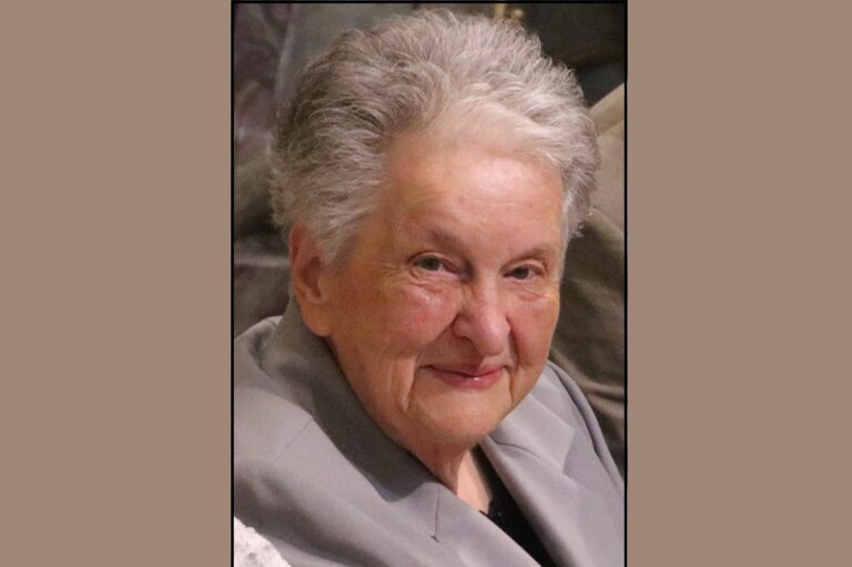 Kocsis Lászlóné, Erzsi nénire emlékezünk